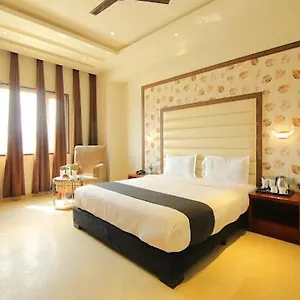 C- Pearls And Banquet Hotel